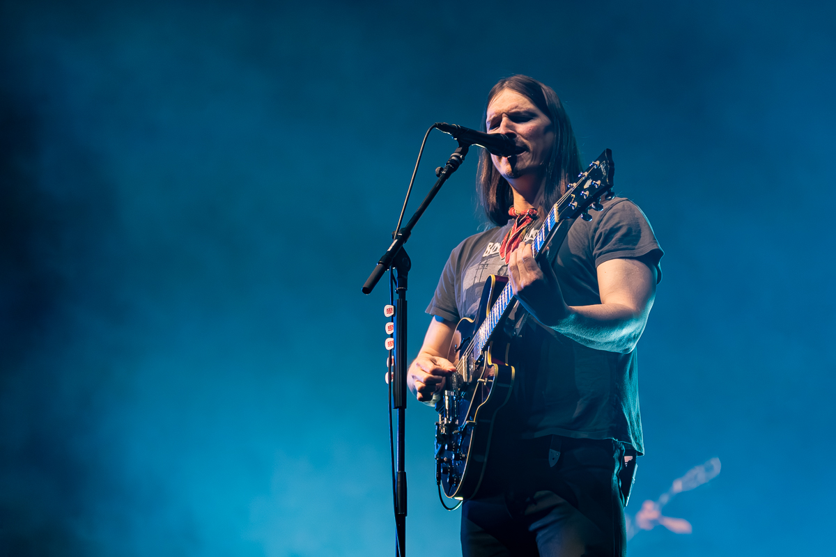 Kensington @ Paaspop 2026, picture 14, photographed by Peter Smet - FrontView Magazine