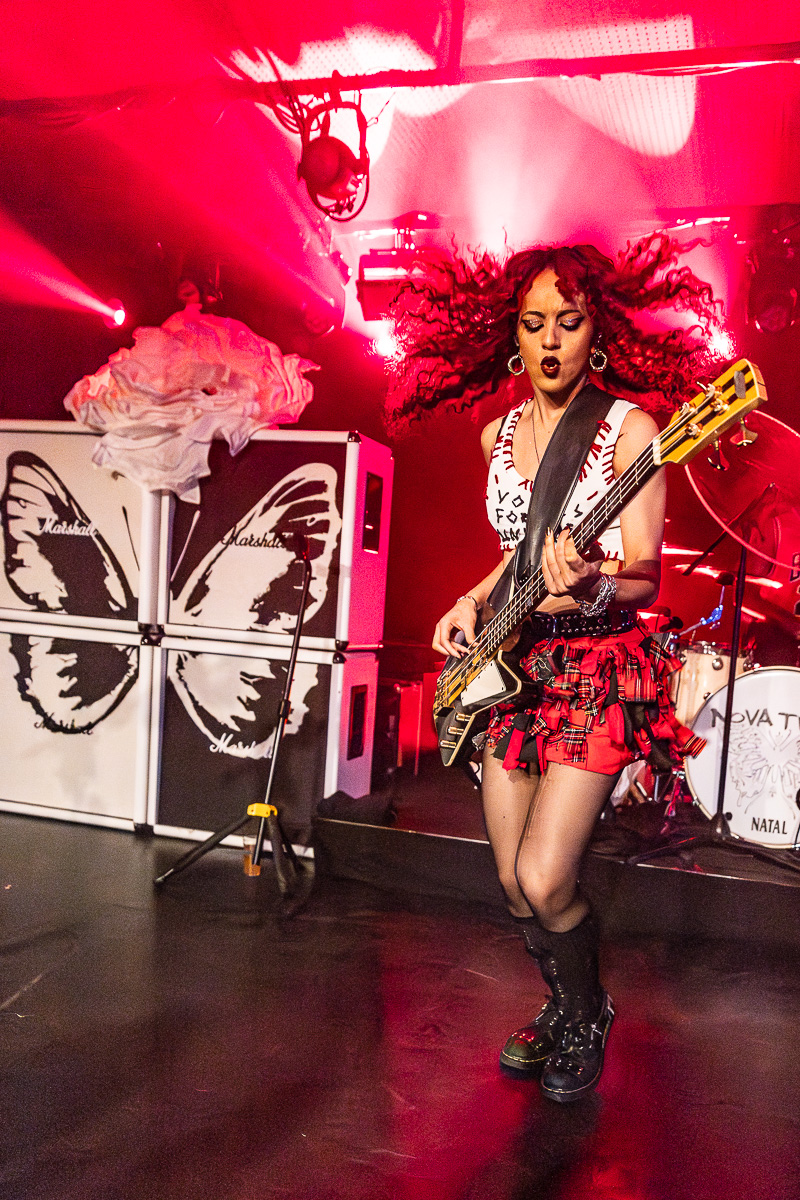Nova Twins @ Trix, picture 4, photographed by Marc Verdonck - FrontView Magazine