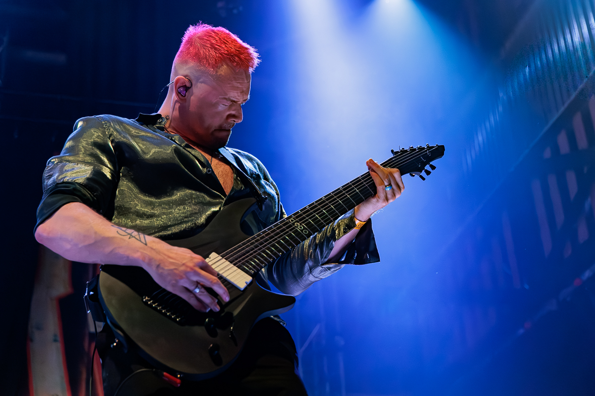 Charlotte Wessels @ Paaspop 2026, foto 8, foto's door Peter Smet - FrontView Magazine