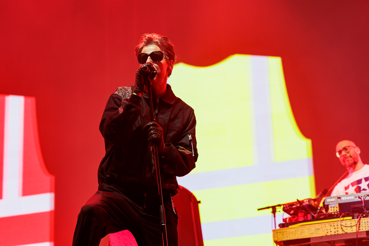 De Jeugd Van Tegenwoordig @ Paaspop 2026, picture 3, photographed by Peter Smet - FrontView Magazine