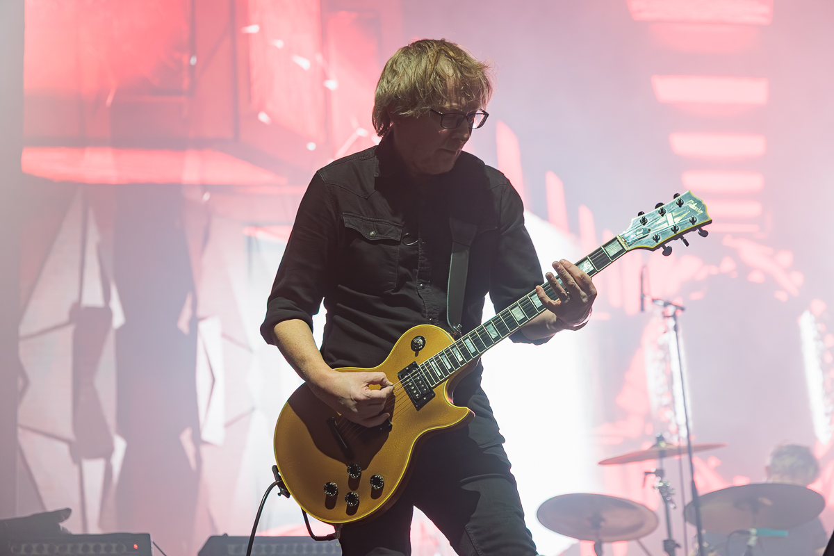 The Gathering @ Paaspop 2026, foto 6, foto's door Peter Smet - FrontView Magazine