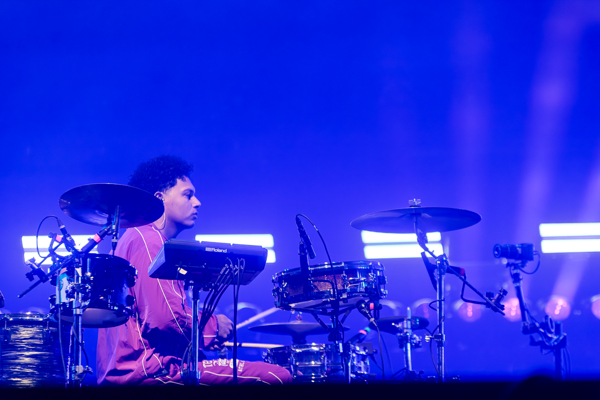 Antoon @ Paaspop 2026, picture 1, photographed by Peter Smet - FrontView Magazine