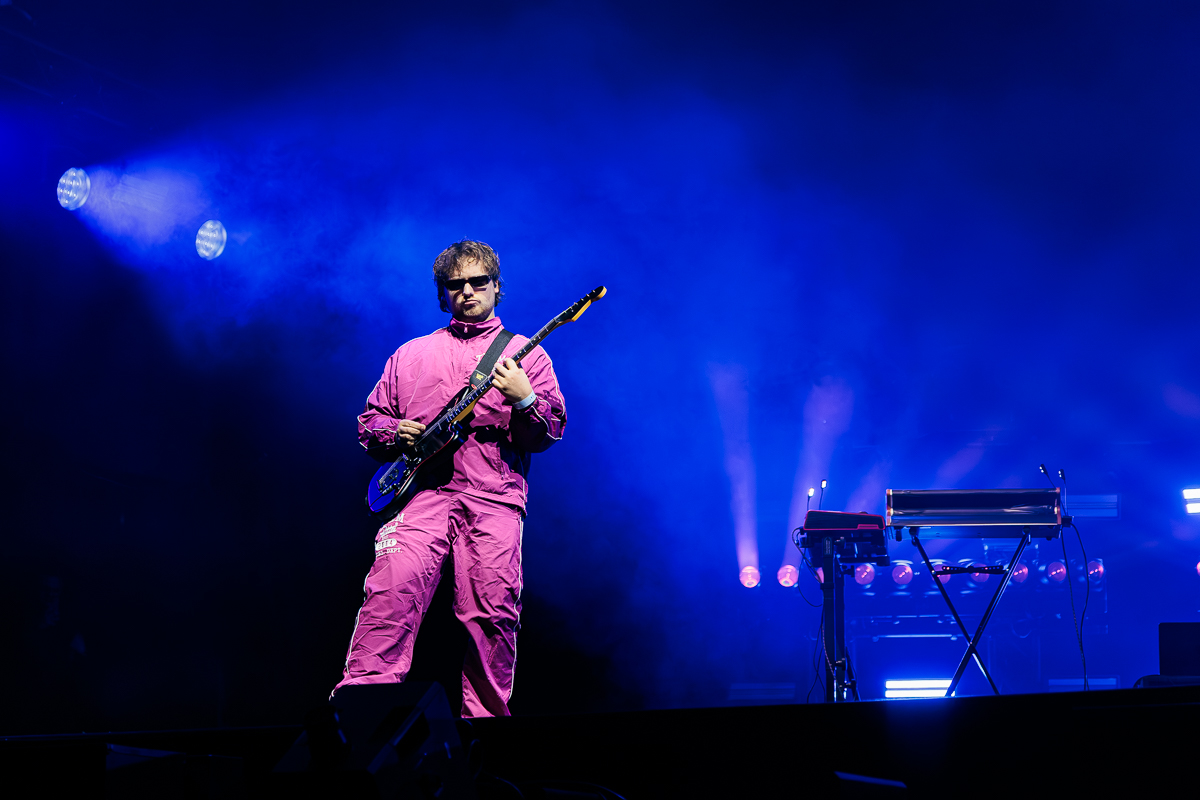 Antoon @ Paaspop 2026, picture 12, photographed by Peter Smet - FrontView Magazine