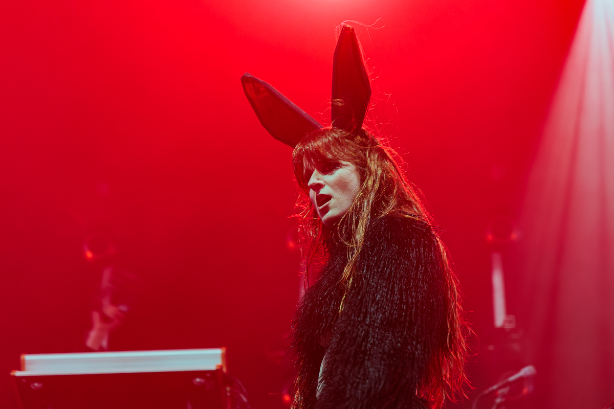 Merol @ Paaspop 2026, picture 6, photographed by Peter Smet - FrontView Magazine