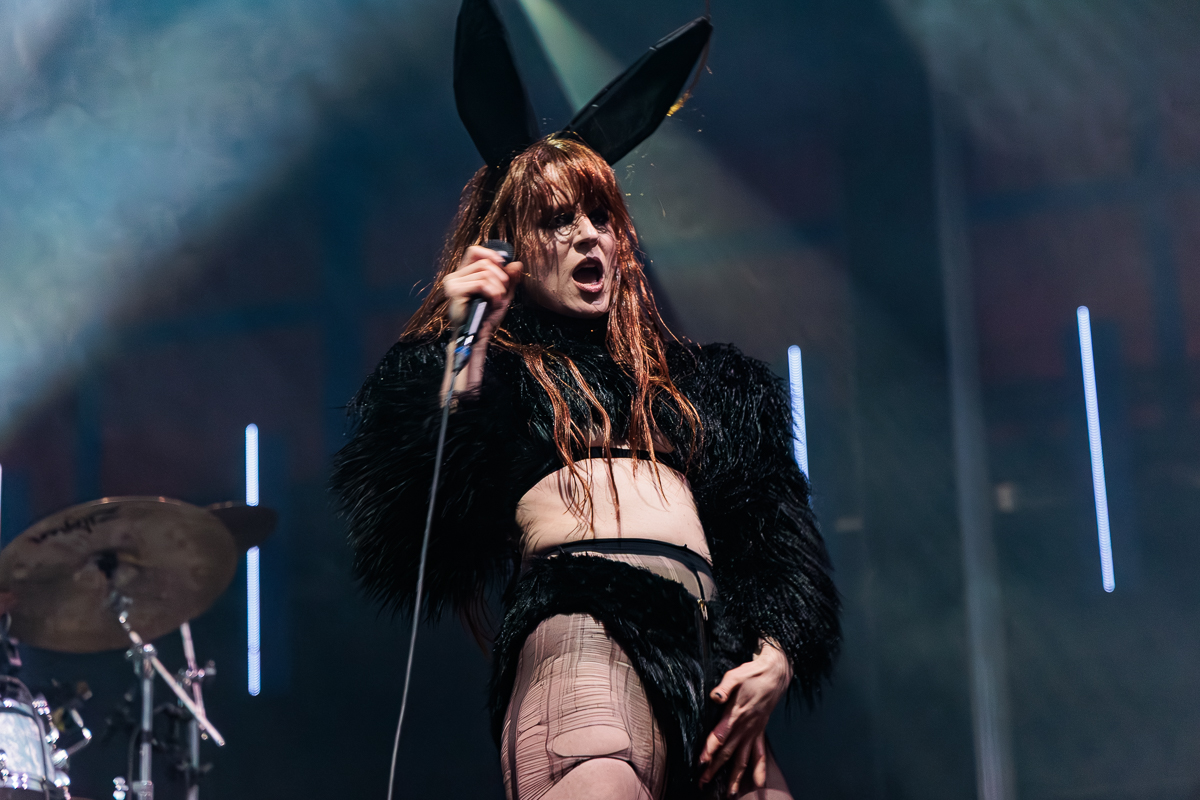 Merol @ Paaspop 2026, picture 8, photographed by Peter Smet - FrontView Magazine