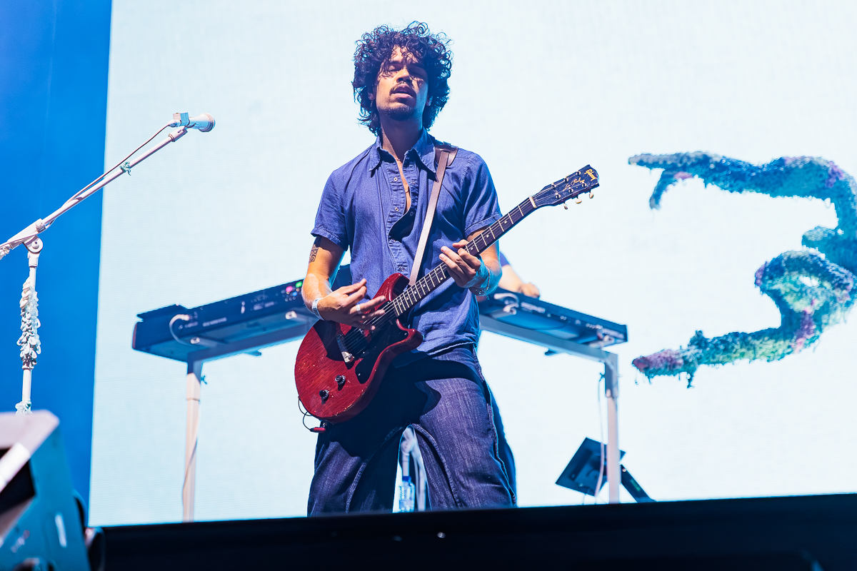 Pommelien Thijs @ Paaspop 2026, picture 16, photographed by Peter Smet - FrontView Magazine