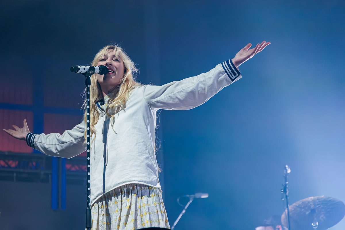 S10 @ Paaspop 2026, picture 3, photographed by Peter Smet - FrontView Magazine