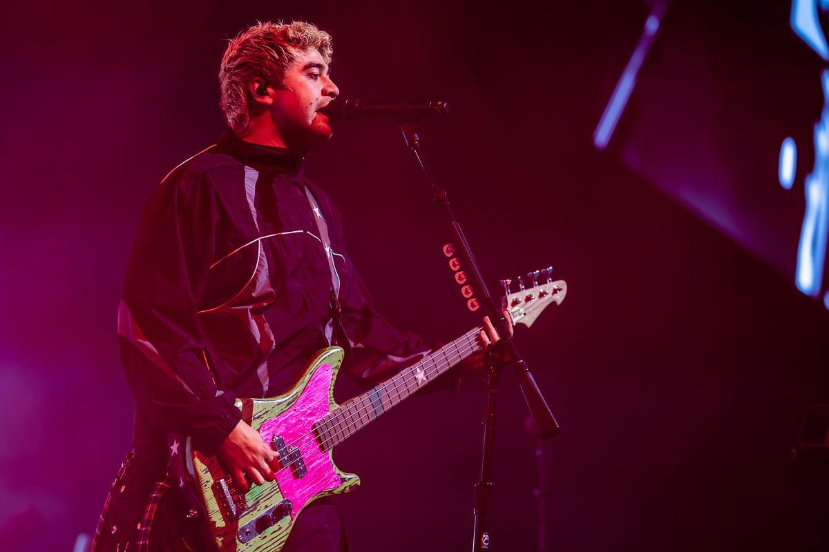 5 Seconds of Summer @ AFAS Dome, foto 1, foto's door Dorien Goetschalckx - FrontView Magazine