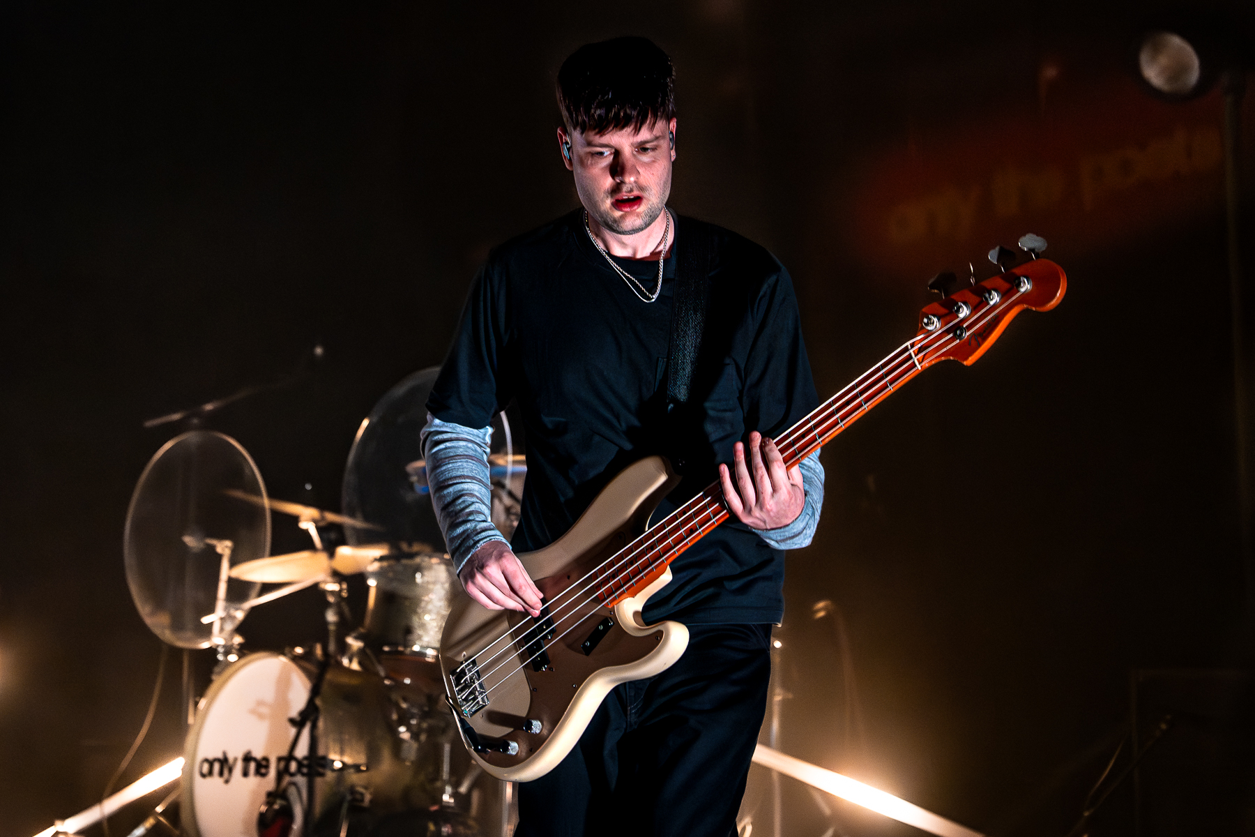 Only The Poets @ Trix, picture 2, photographed by Anoek Houben - FrontView Magazine