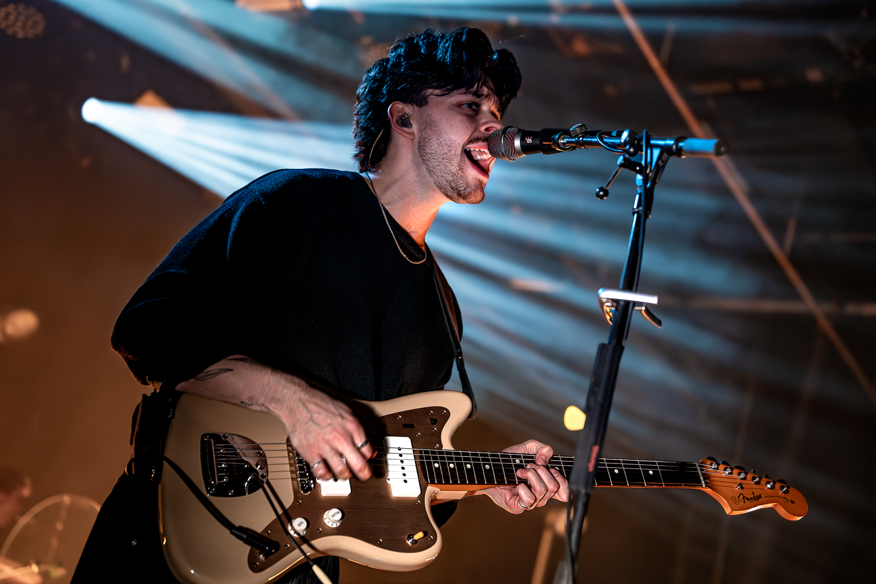Only The Poets @ Trix, picture 14, photographed by Anoek Houben - FrontView Magazine