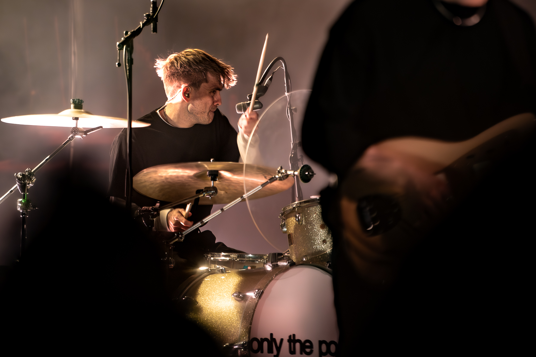 Only The Poets @ Trix, picture 18, photographed by Anoek Houben - FrontView Magazine