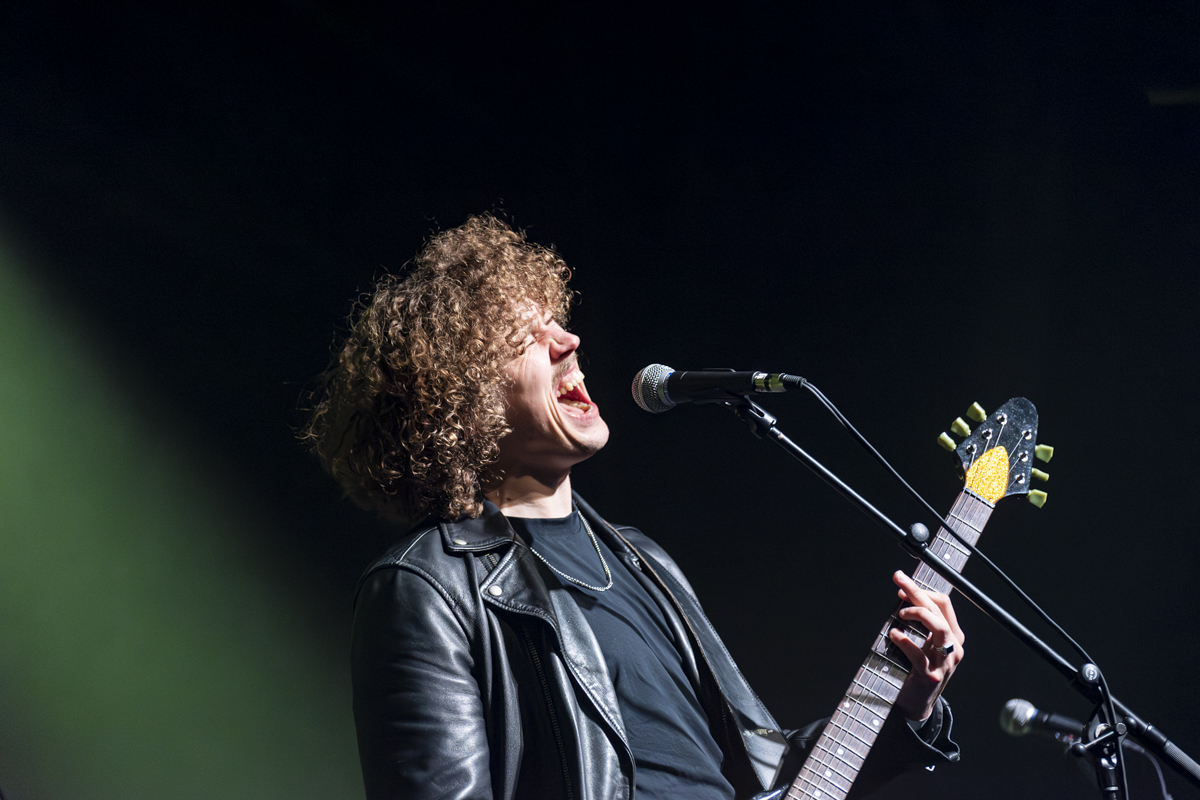 Hideous @ Trix, foto 1, foto's door Bart Janssens - FrontView Magazine