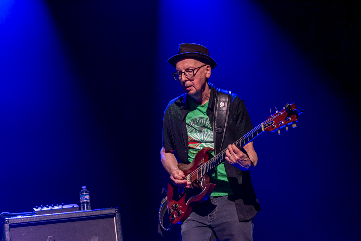 The Undertones @ Trix, picture 15, photographed by Bart Janssens - FrontView Magazine