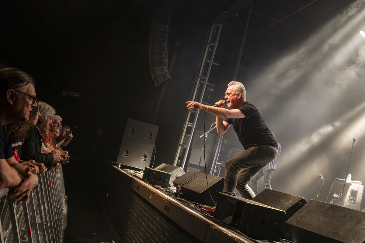 The Undertones @ Trix, picture 20, photographed by Bart Janssens - FrontView Magazine
