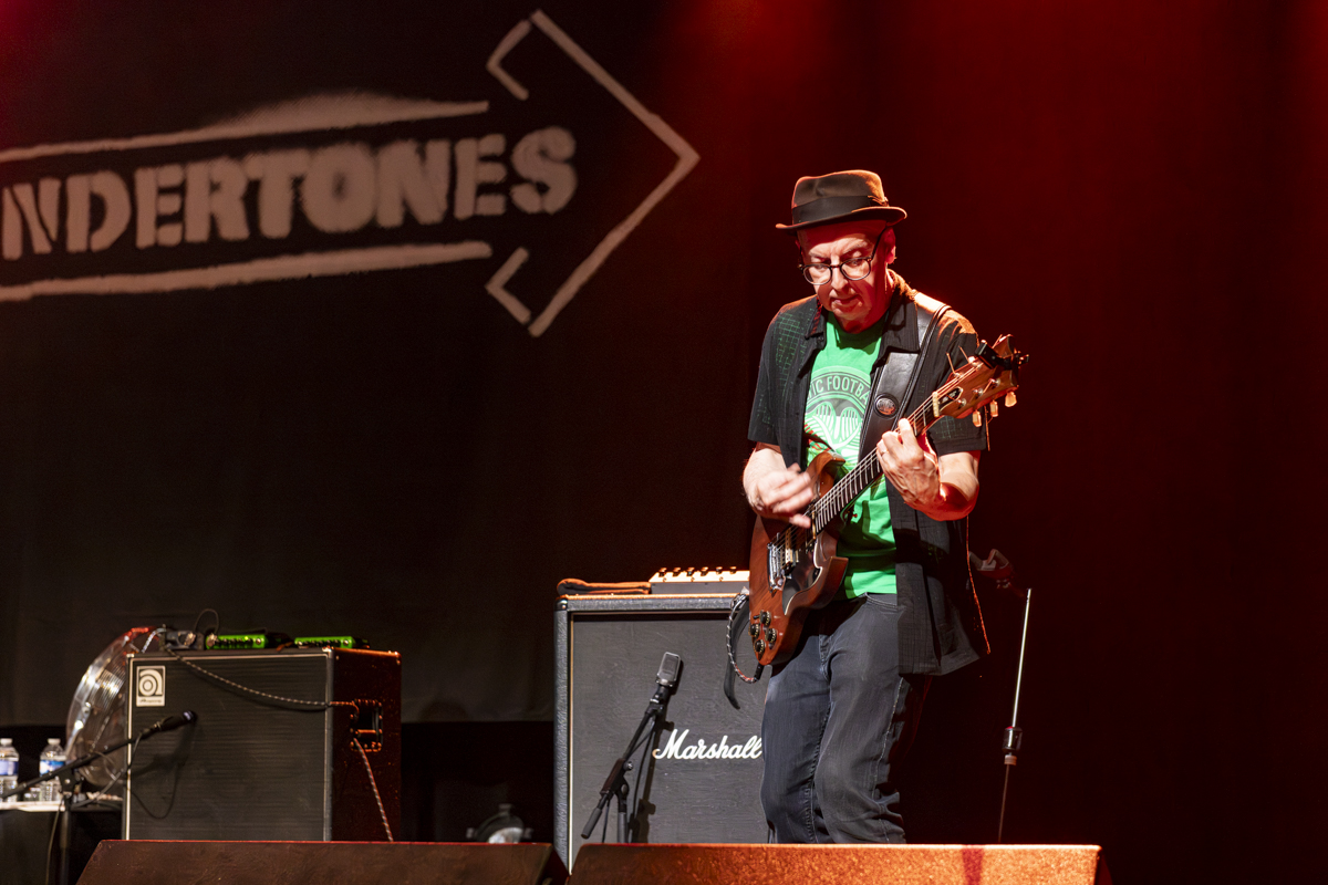 The Undertones @ Trix, picture 21, photographed by Bart Janssens - FrontView Magazine