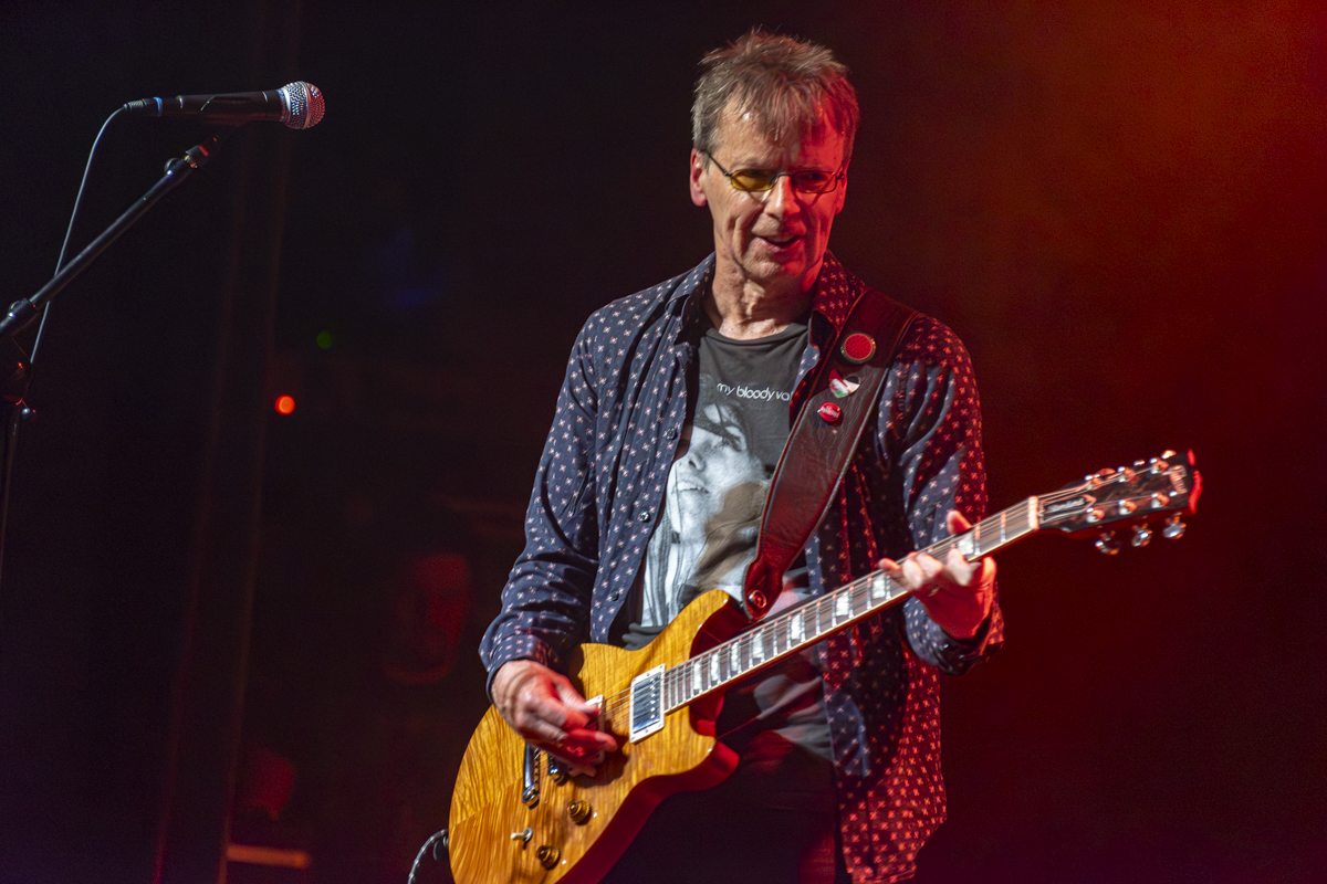 The Undertones @ Trix, picture 23, photographed by Bart Janssens - FrontView Magazine