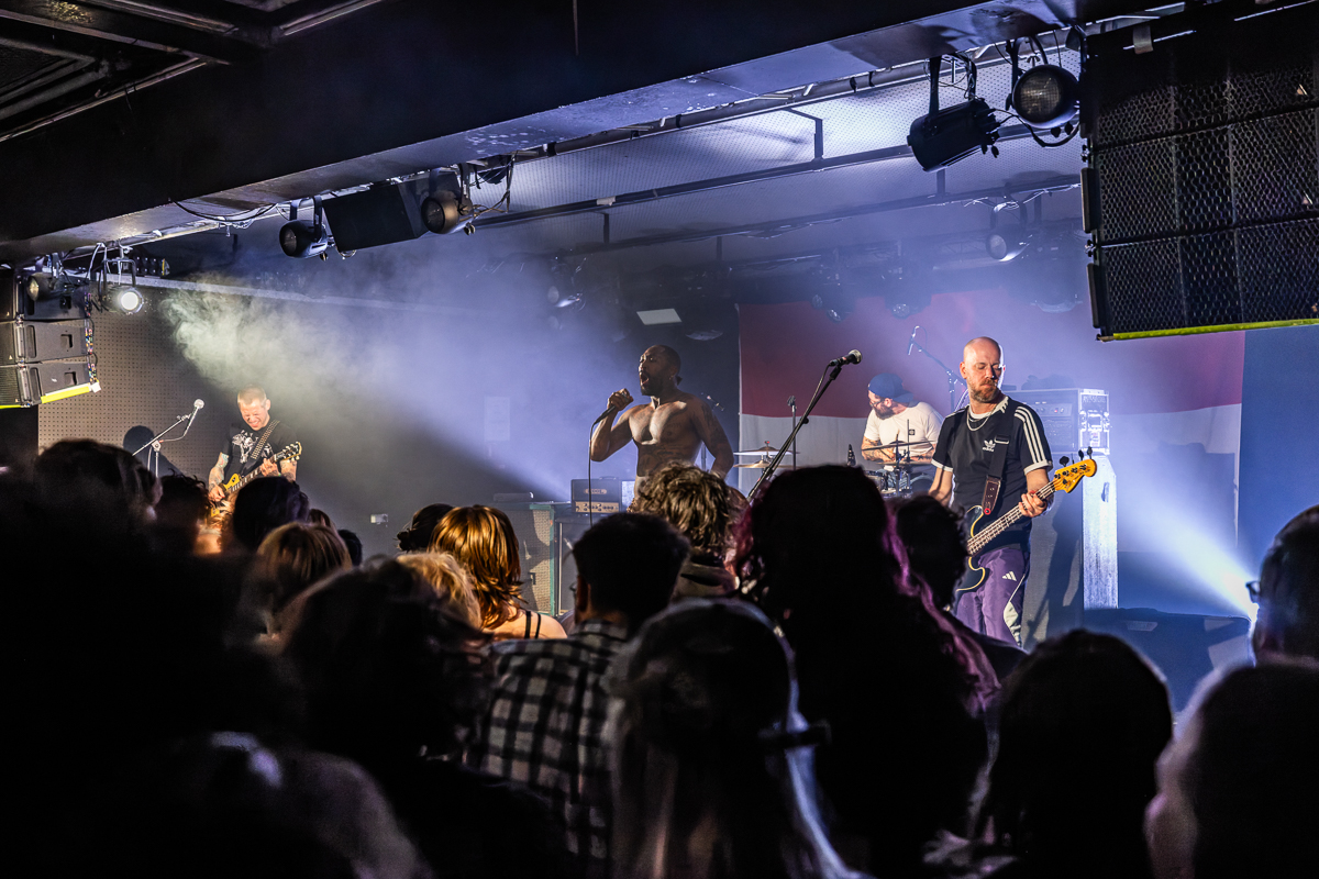 Ploegendienst @ Trix, picture 16, photographed by David Johnson - FrontView Magazine