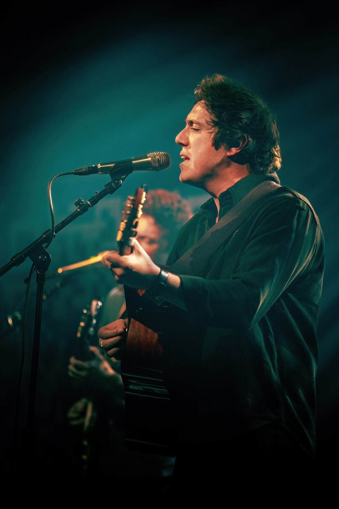Tors @ La Madeleine, picture 1, photographed by Livia Vaduva - FrontView Magazine