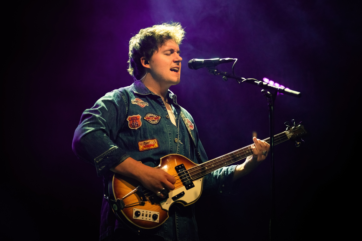 Tors @ La Madeleine, picture 2, photographed by Livia Vaduva - FrontView Magazine