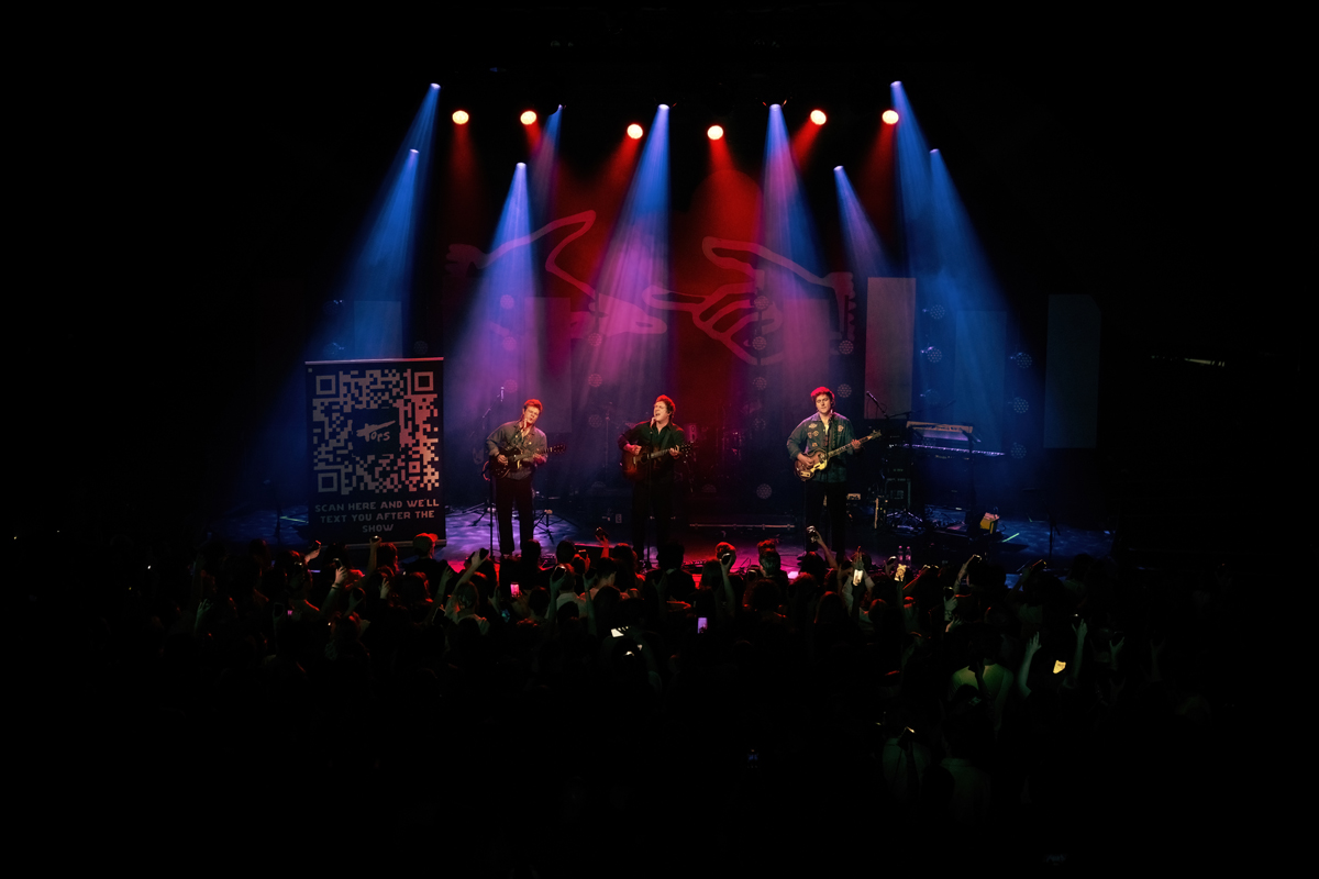 Tors @ La Madeleine, picture 9, photographed by Livia Vaduva - FrontView Magazine