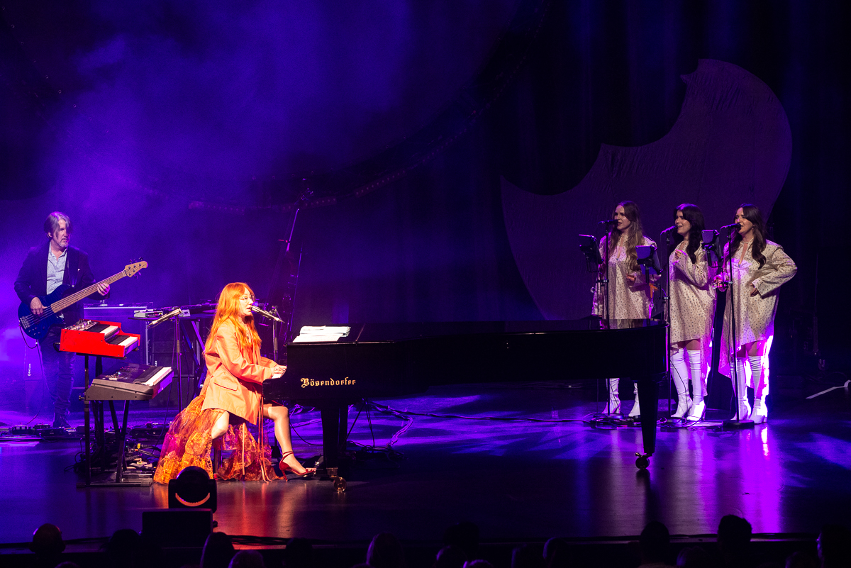 Tori Amos - In Times of Dragons @ Koninklijk Circus, foto 6, foto's door Raf Van Daele - FrontView Magazine