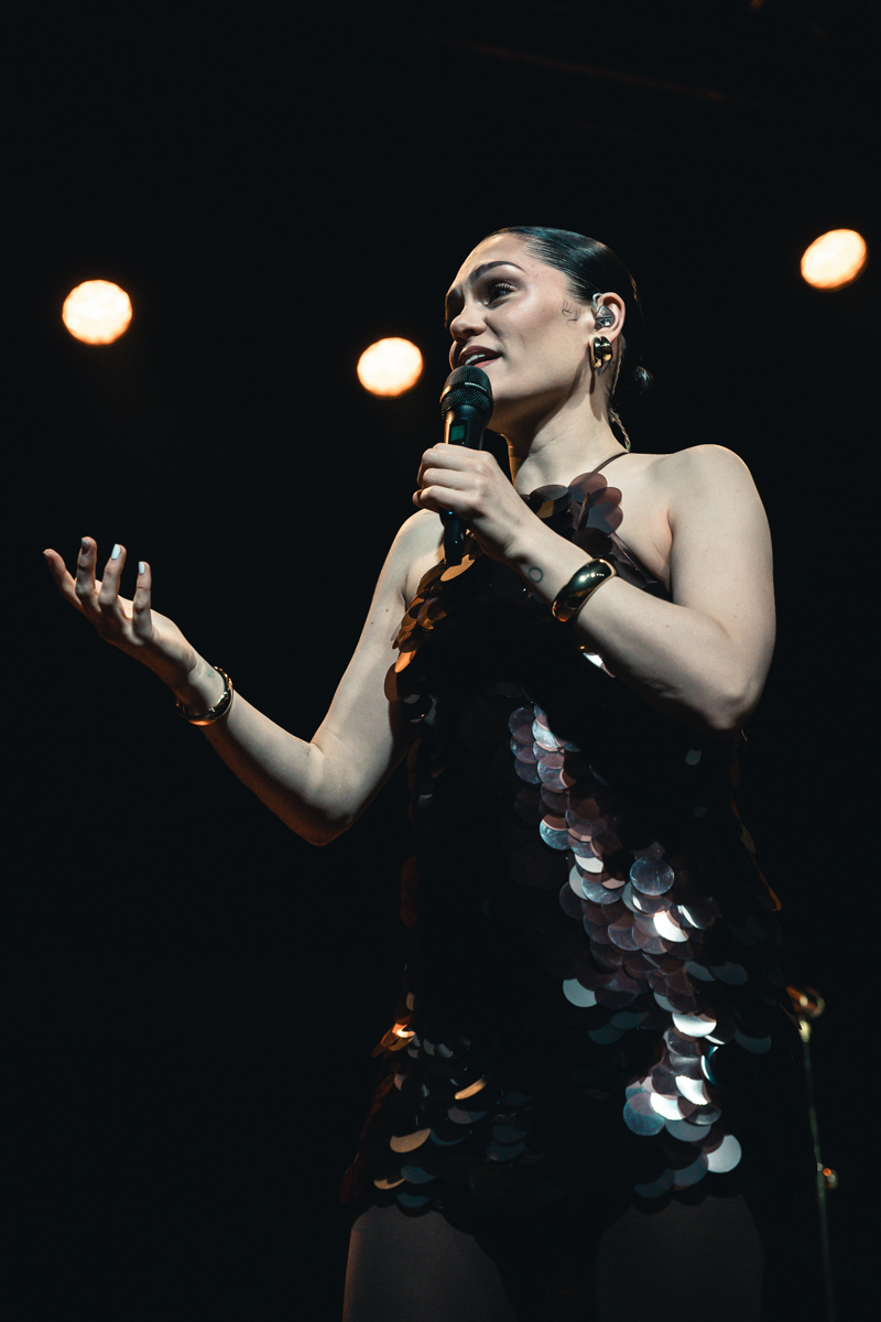 Jessie J @ La Madeleine, picture 3, photographed by Jelle Meersschaut - FrontView Magazine
