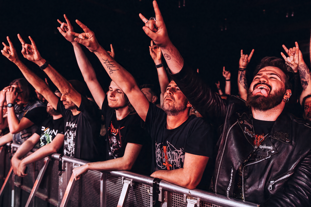 Hypocrisy - Mass Hallucination Tour 2026 @ Trix, picture 7, photographed by Istvan Bruggen - FrontView Magazine
