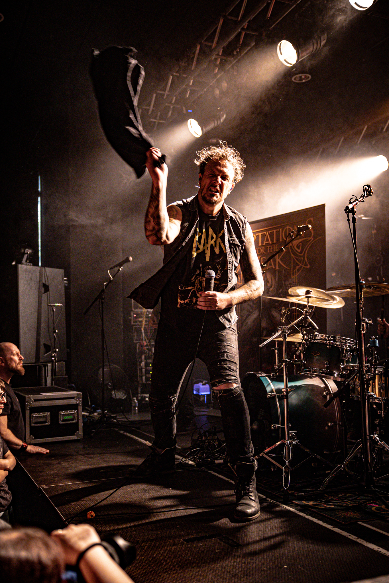 Temptations for the weak @ kavka zappa, picture 6, photographed by Peter Casie - FrontView Magazine