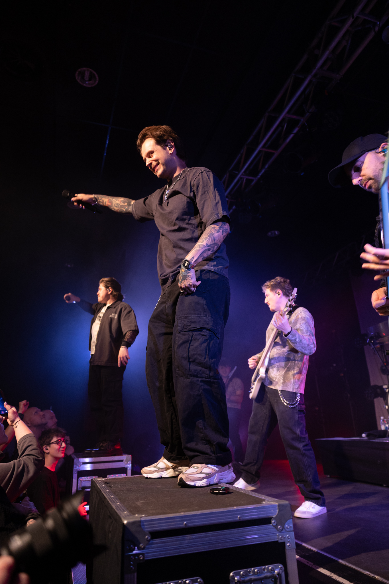 our promise @ kavka - Zappa Antwerp, picture 2, photographed by Peter Casie - FrontView Magazine