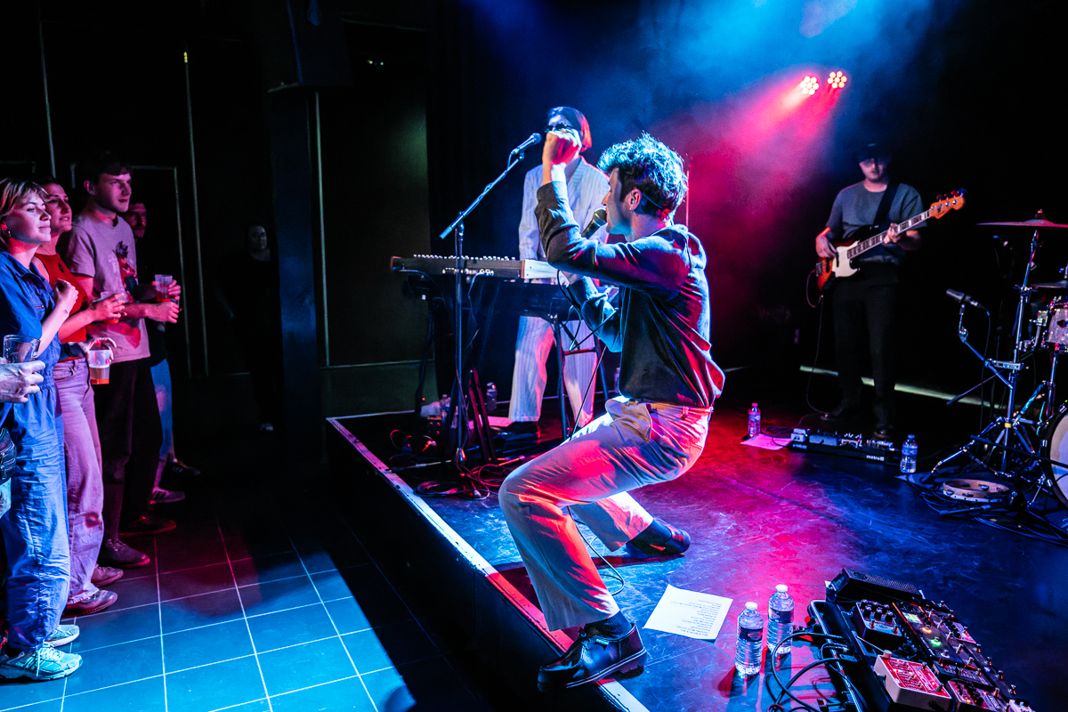 Oproer @ Trix, picture 6, photographed by David Johnson - FrontView Magazine