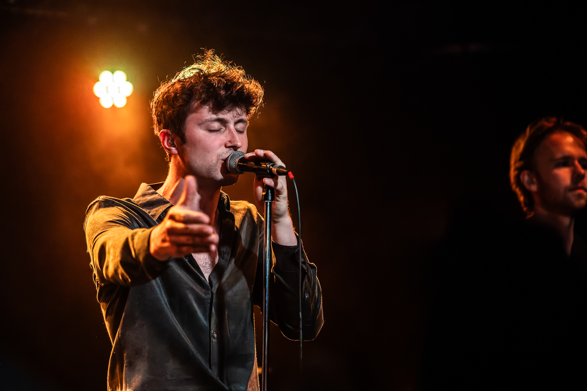 Oproer @ Trix, picture 7, photographed by David Johnson - FrontView Magazine