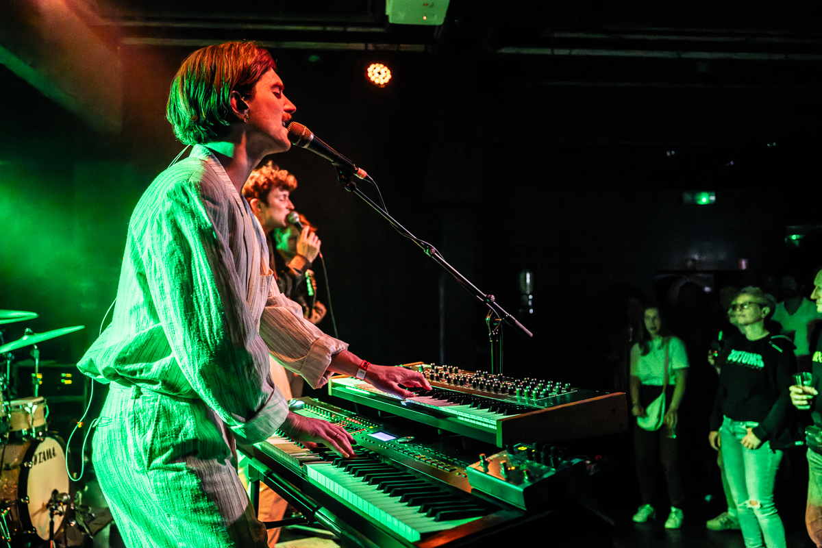 Oproer @ Trix, picture 10, photographed by David Johnson - FrontView Magazine