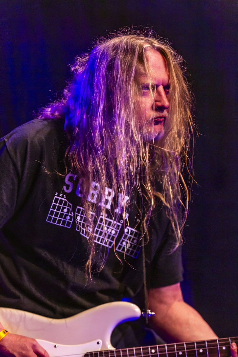 Dallas 1pm @ Hell On Air, picture 2, photographed by Edwin Houdevelt - FrontView Magazine