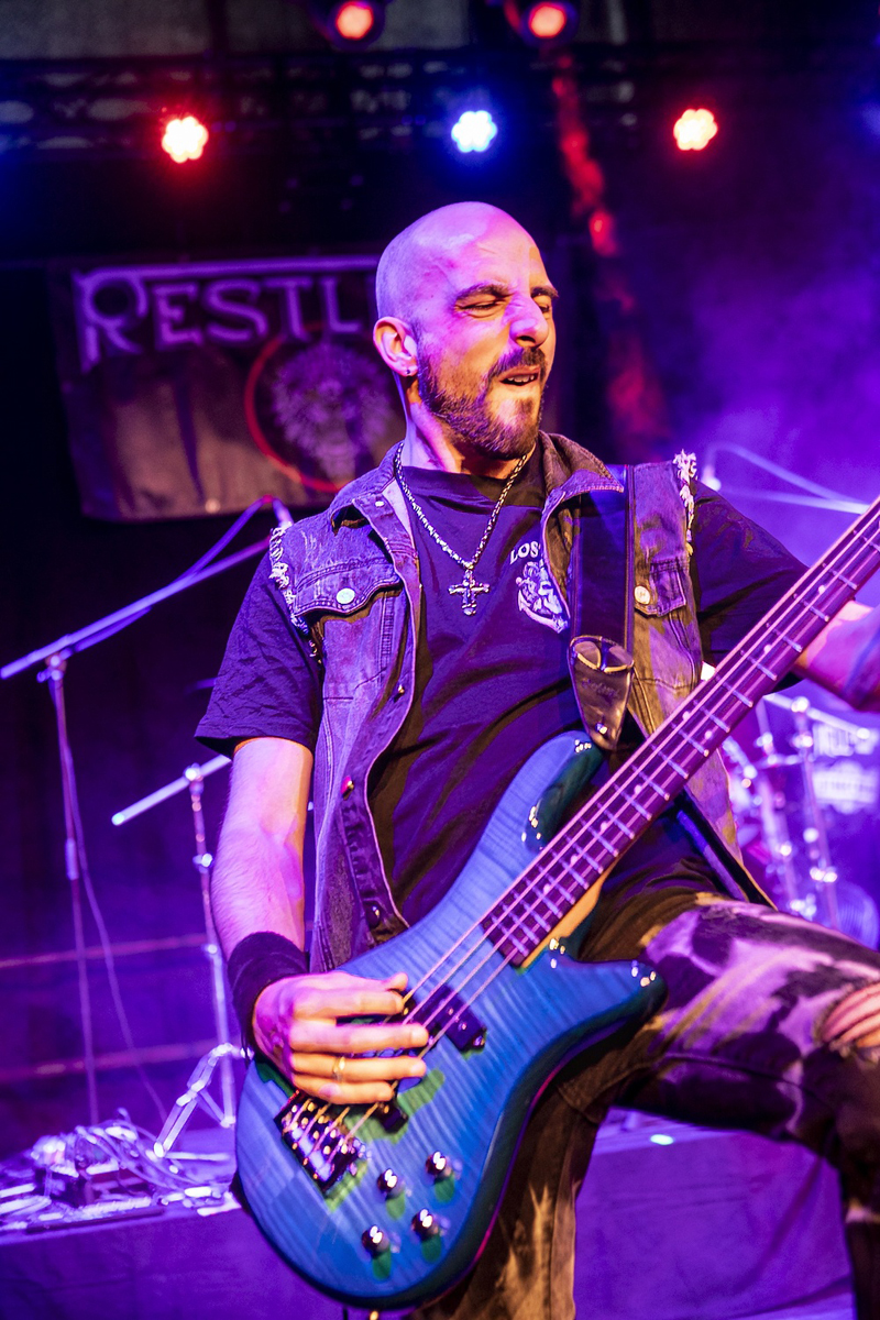 Restless @ Hell on Air, foto 6, foto's door Edwin Houdevelt - FrontView Magazine