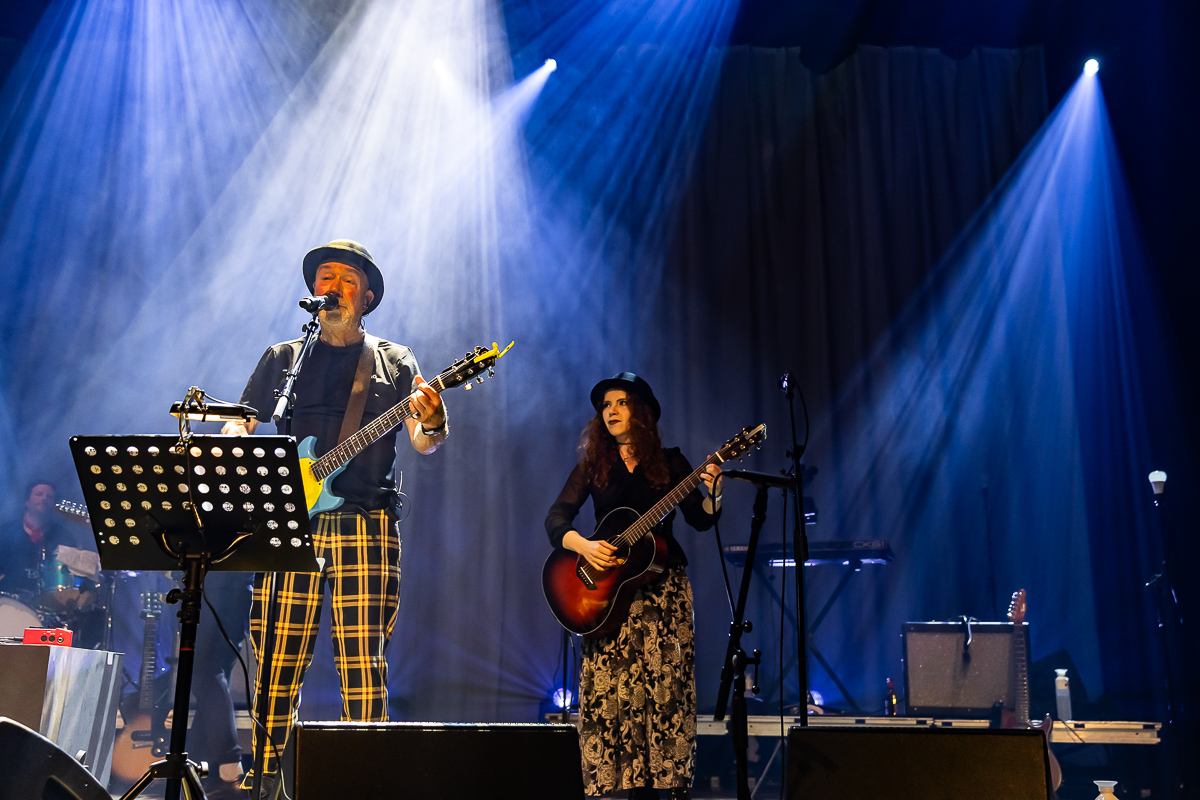 Fischer-Z 50 jaar jubileumconcert @ De Roma, picture 4, photographed by Marc Verdonck - FrontView Magazine