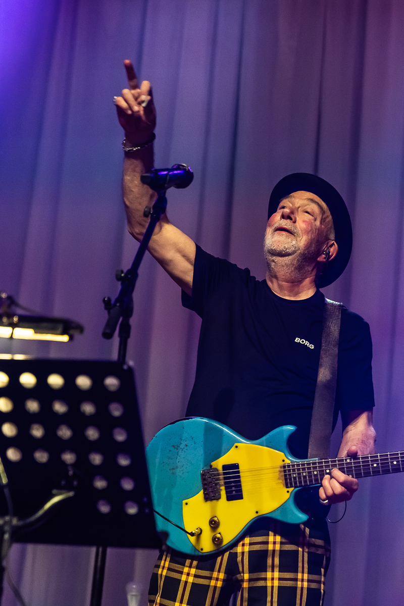 Fischer-Z 50 jaar jubileumconcert @ De Roma, picture 14, photographed by Marc Verdonck - FrontView Magazine