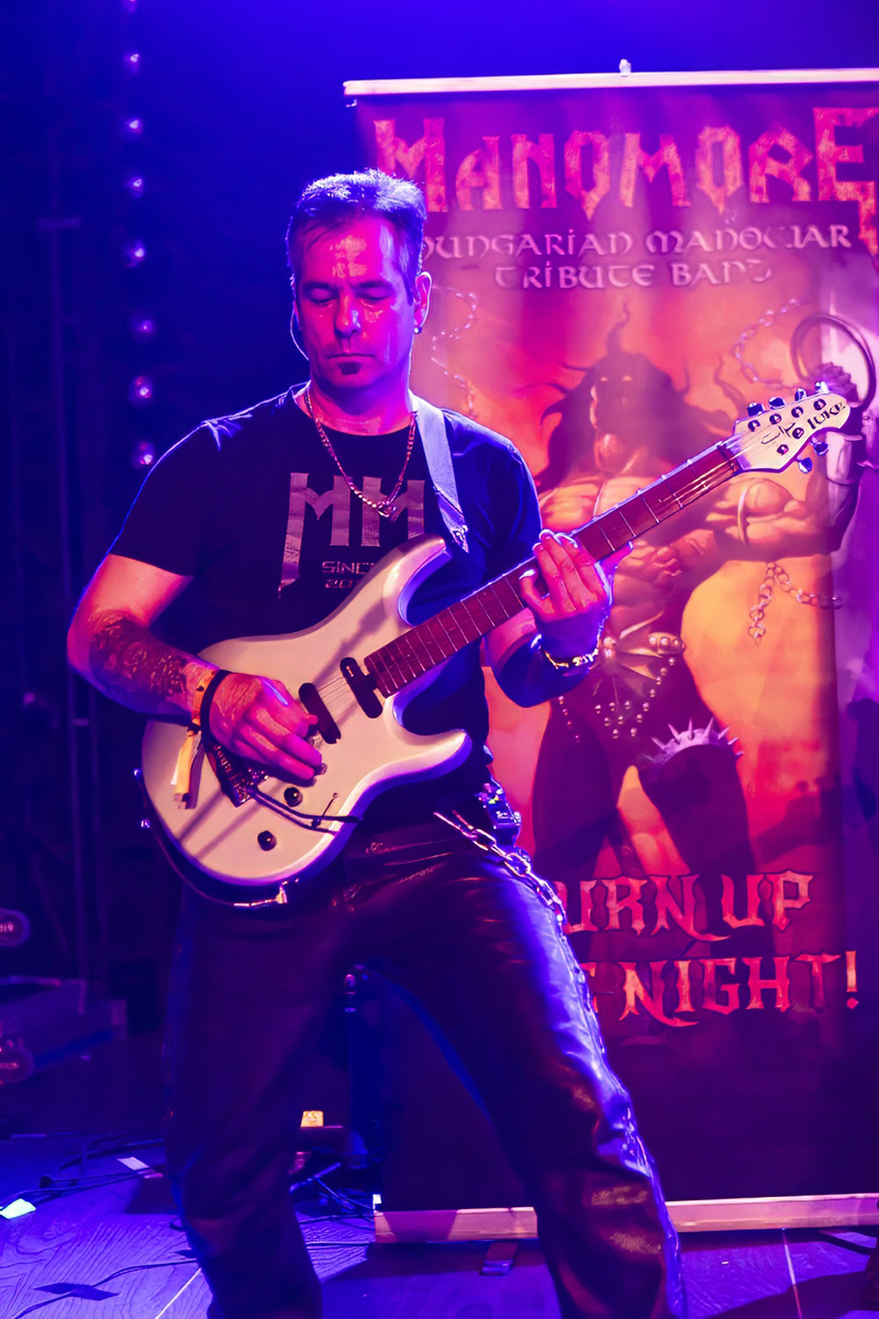 Manomore @ Hell on Air, picture 16, photographed by Edwin Houdevelt - FrontView Magazine