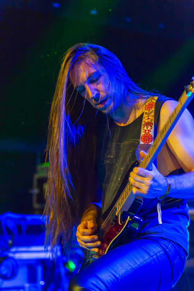Up The Irons @ Hell on Air, picture 8, photographed by Edwin Houdevelt - FrontView Magazine