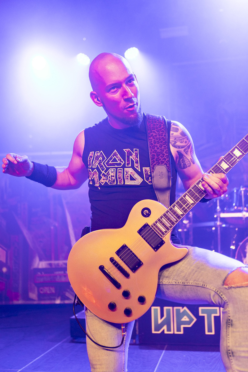 Up The Irons @ Hell on Air, picture 14, photographed by Edwin Houdevelt - FrontView Magazine
