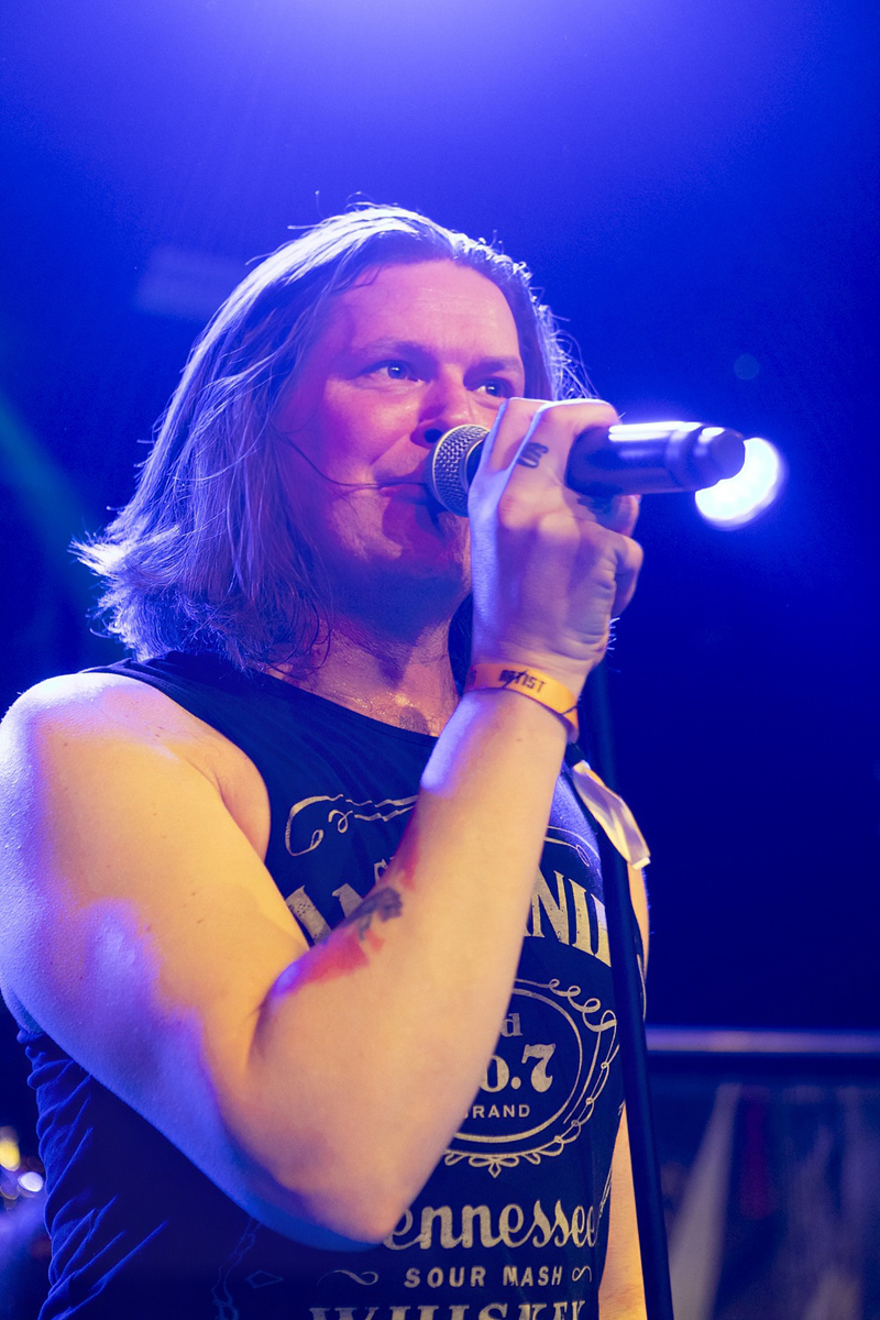 Up The Irons @ Hell on Air, picture 26, photographed by Edwin Houdevelt - FrontView Magazine