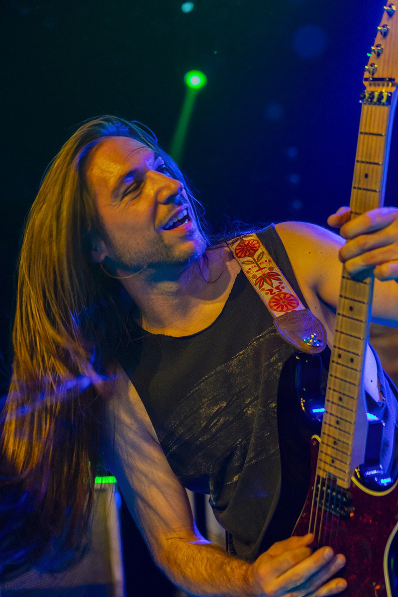 Up The Irons @ Hell on Air, picture 27, photographed by Edwin Houdevelt - FrontView Magazine