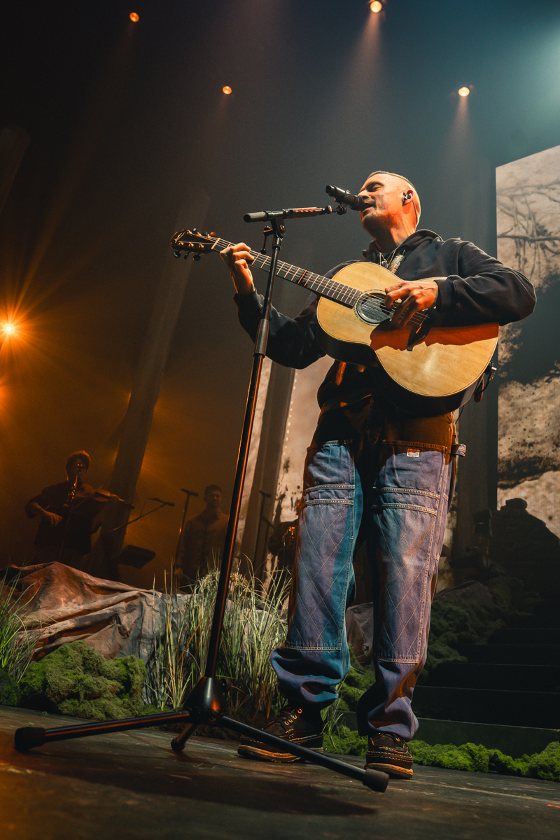 Dermot Kennedy @ Vorst Nationaal, picture 9, photographed by Jelle Meersschaut - FrontView Magazine