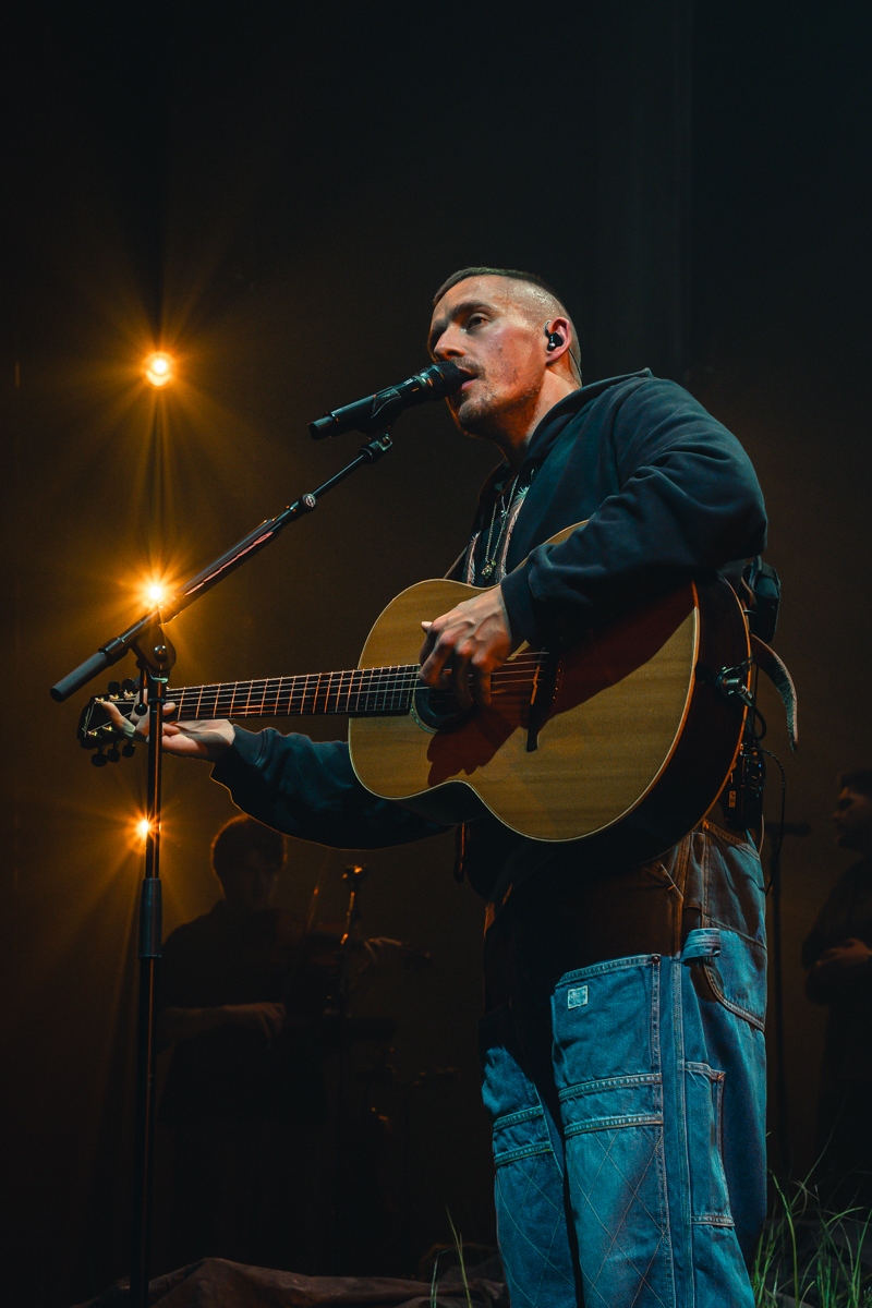 Dermot Kennedy @ Vorst Nationaal, picture 10, photographed by Jelle Meersschaut - FrontView Magazine