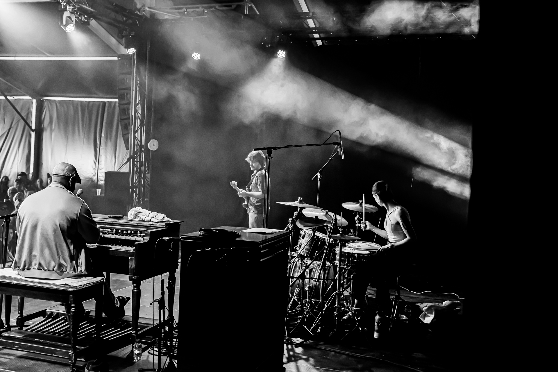 Delvon Lamarr Organ Trio @ Blues Peer, foto 15, foto's door Leen Verlinden - FrontView Magazine