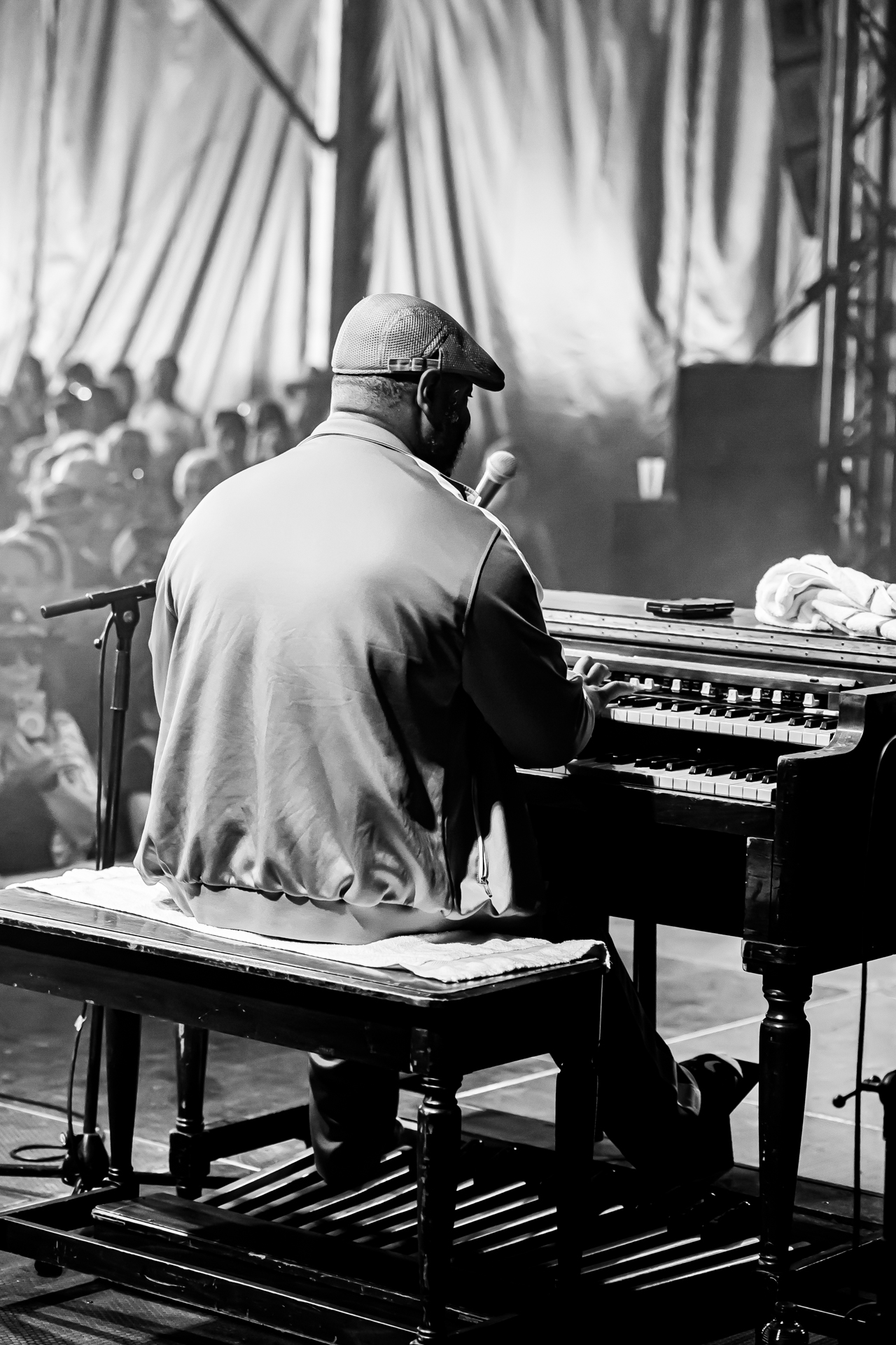 Delvon Lamarr Organ Trio @ Blues Peer, foto 6, foto's door Leen Verlinden - FrontView Magazine