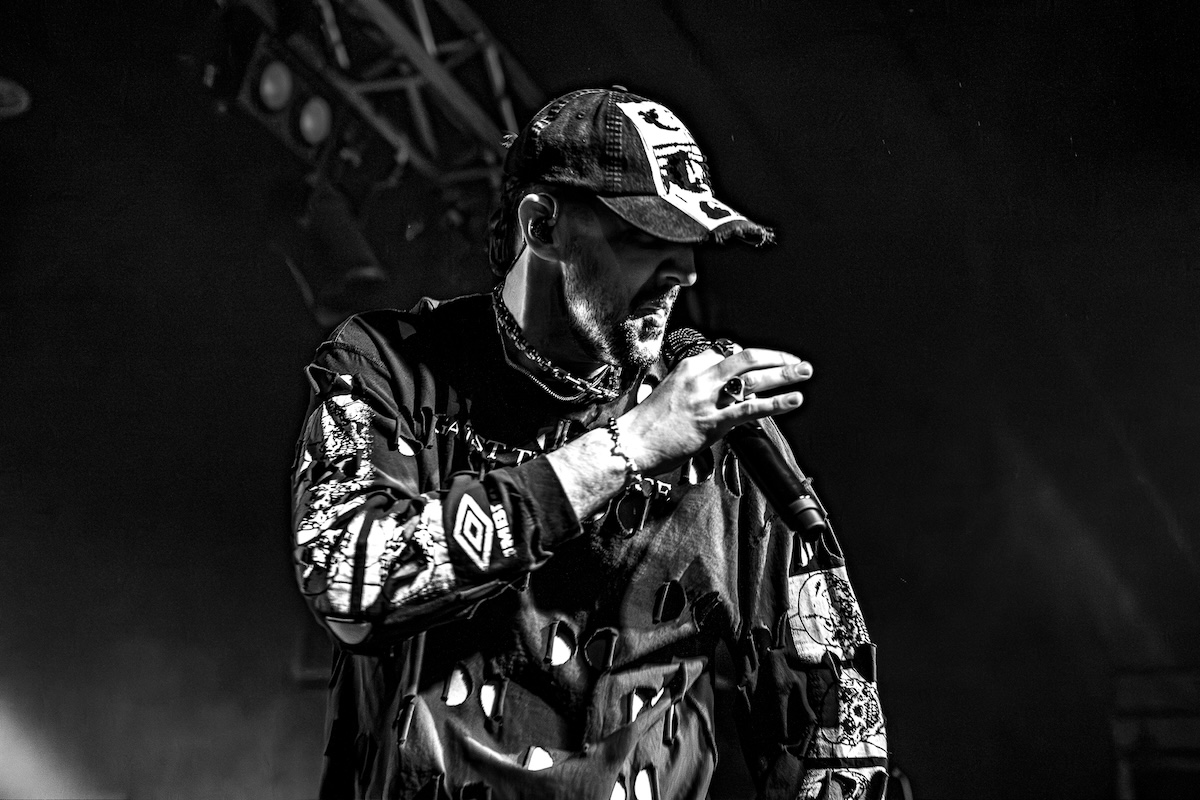 SNAYX @ Kavka Zappa, picture 10, photographed by Anoek Houben - FrontView Magazine