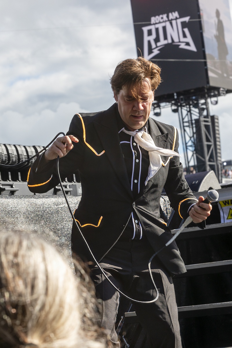 The Hives @ Rock Am Ring, picture 6, photographed by Edwin Houdevelt - FrontView Magazine