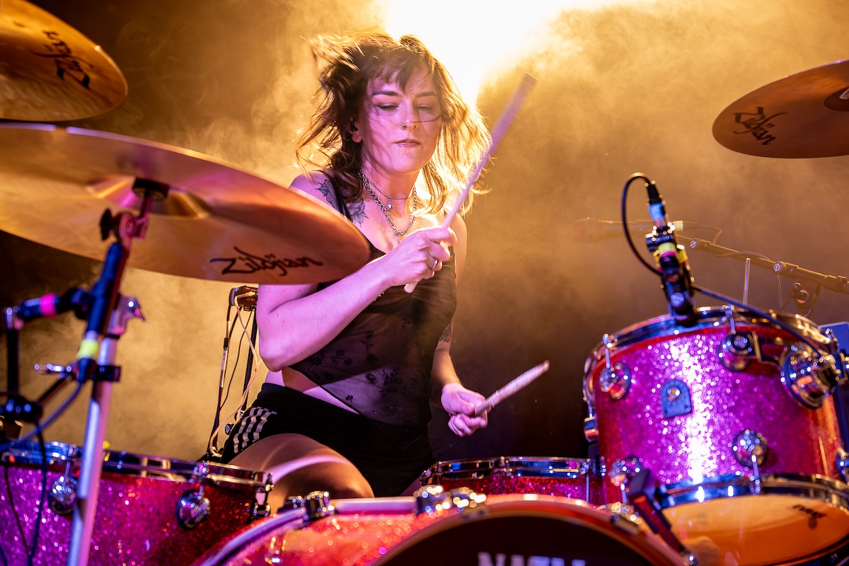 SNAYX @ Kavka Zappa, picture 6, photographed by Anoek Houben - FrontView Magazine