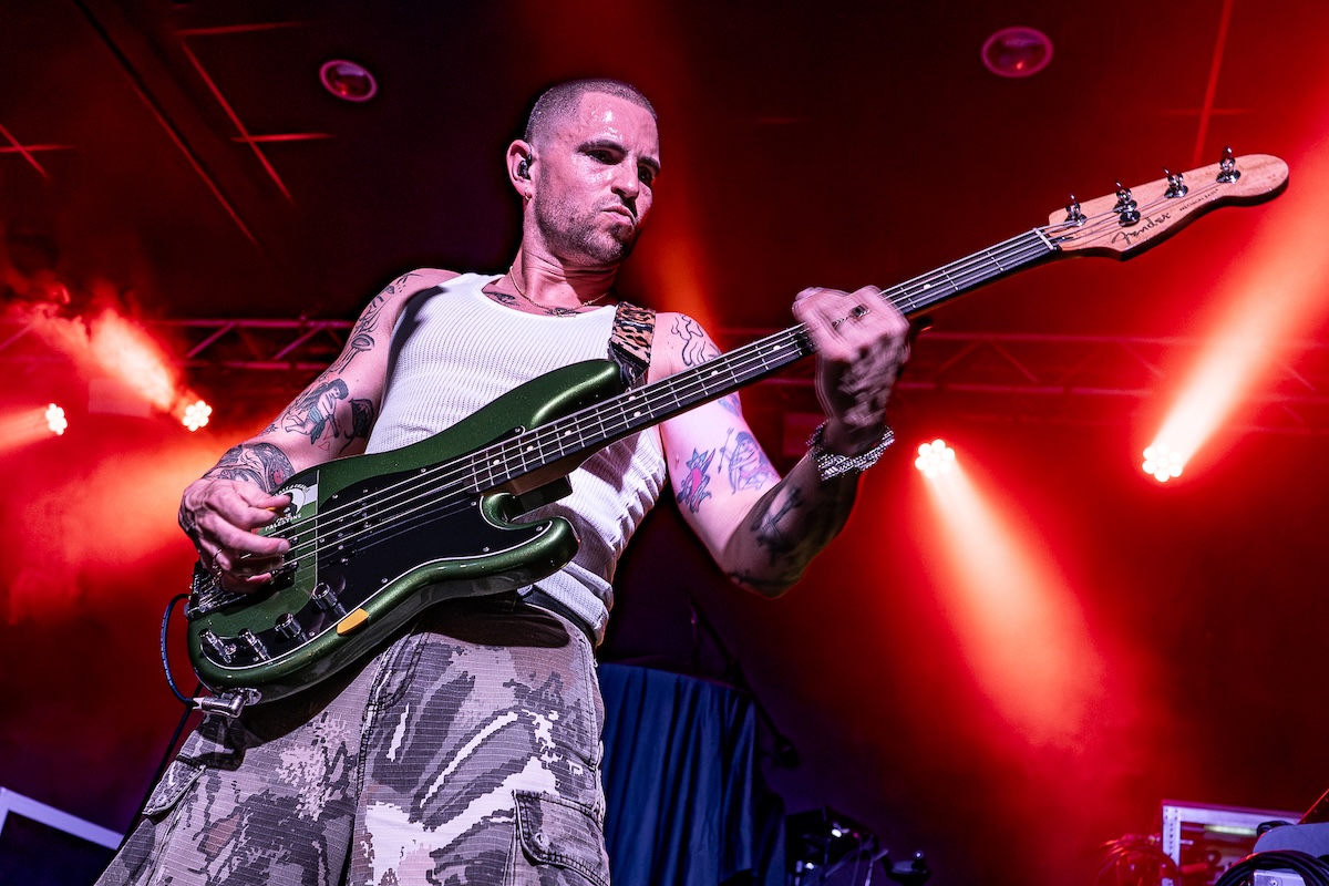 SNAYX @ Kavka Zappa, picture 3, photographed by Anoek Houben - FrontView Magazine