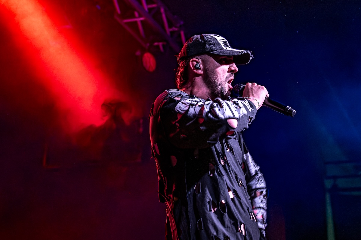 SNAYX @ Kavka Zappa, picture 1, photographed by Anoek Houben - FrontView Magazine